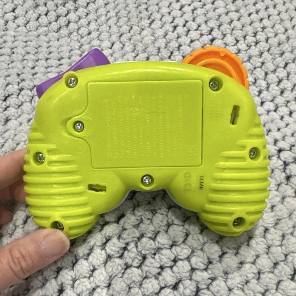 Fisher-Price Baby Learning Game Controller Light Up Sounds HWY71